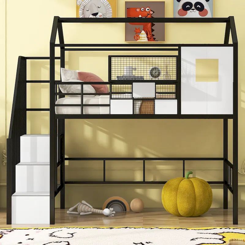 Cama loft metálica tamanho Twin com design de telhado, estrutura com escadas em forma de casa