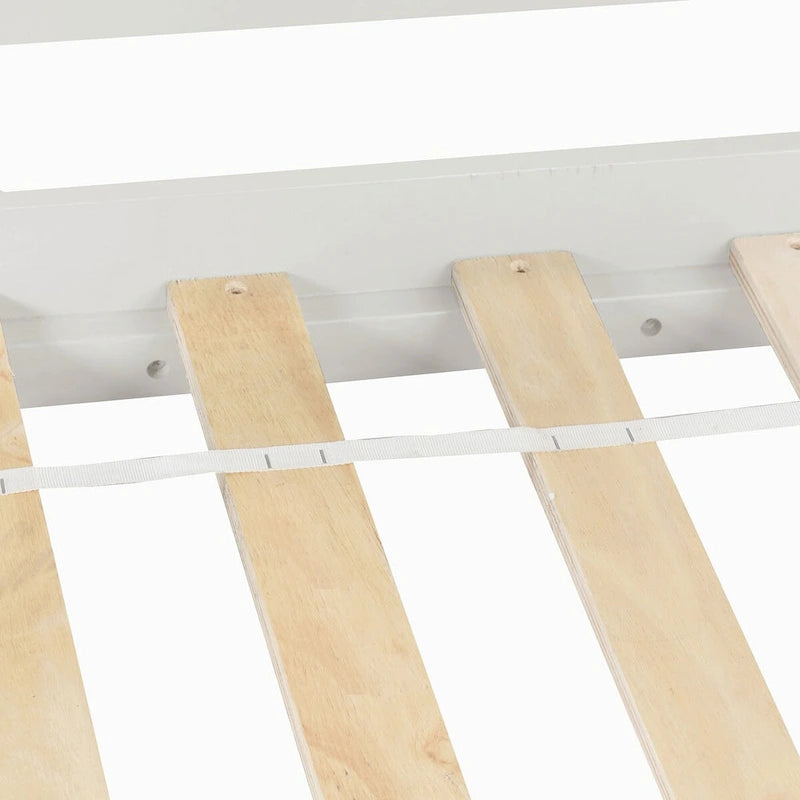 Hochbett für zwei Personen mit Treppe und Stauraumstufen