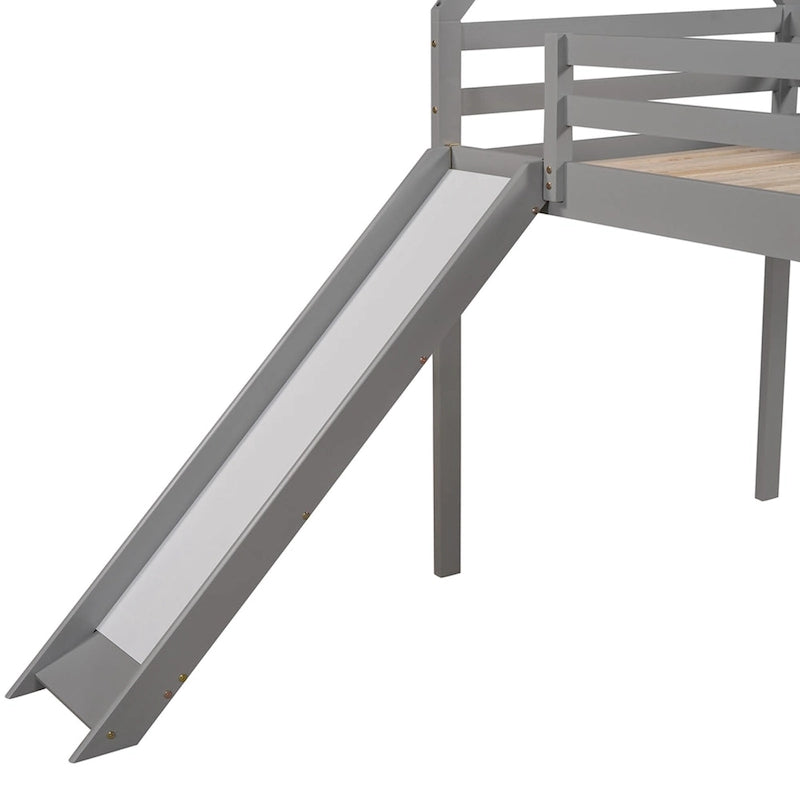 Hochbett für zwei Personen mit Rutsche