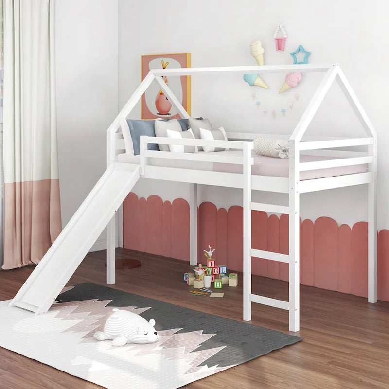 Hochbett für zwei Personen mit Rutsche